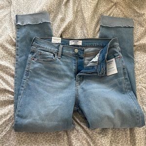 levi’s boyfriend jeans